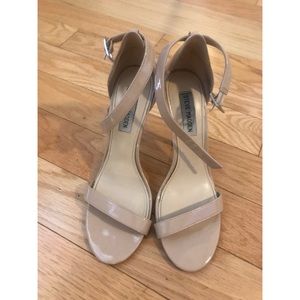 Steve Madden “Realove” nude Strappy Heels